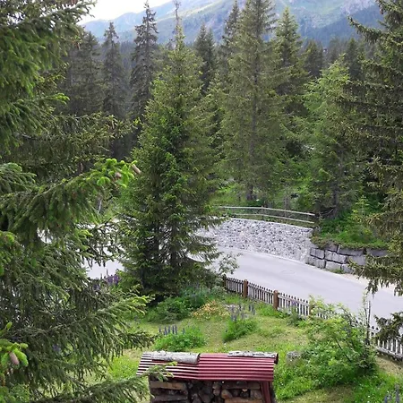 Gollrad 2 Апартаменты *